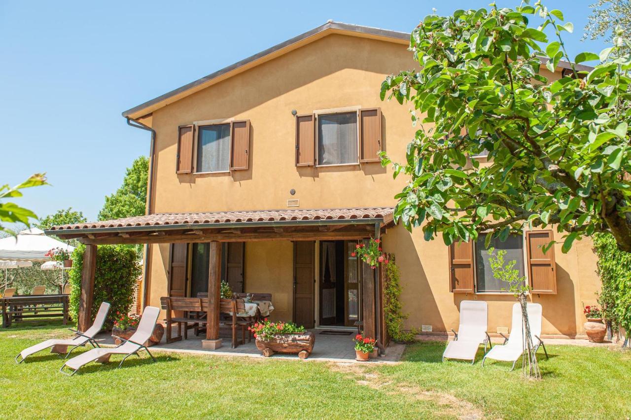 Valfabbrica Agriturismo Le Dolci Colline מראה חיצוני תמונה